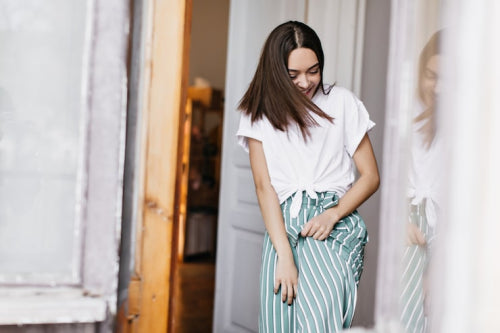 The Role of Camisoles in Building a Comfortable Wardrobe for Young Women